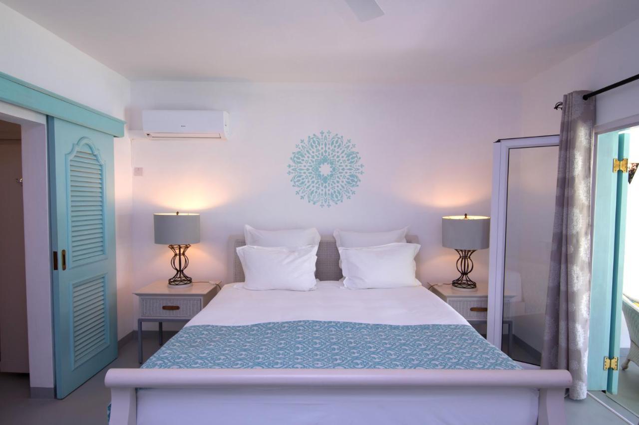 Le Mandala Moris Guesthouse Pointe Aux Canonniers Grand Baie Exterior photo