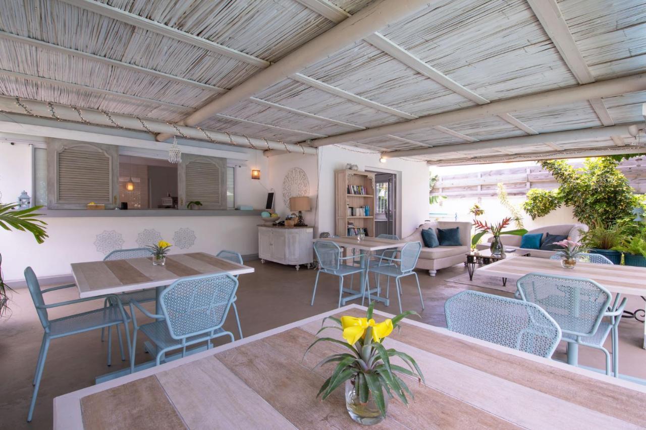Le Mandala Moris Guesthouse Pointe Aux Canonniers Grand Baie Exterior photo