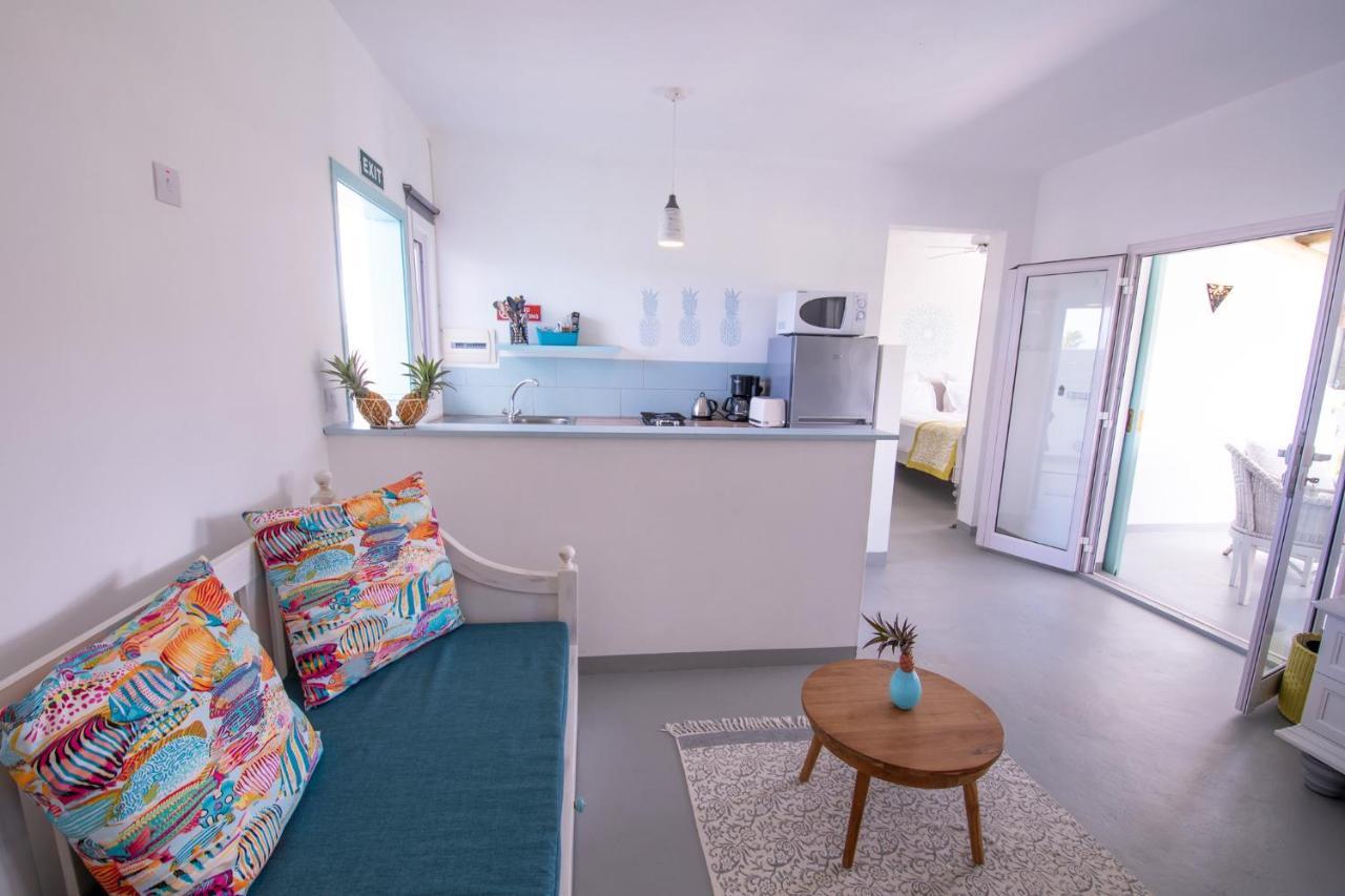Le Mandala Moris Guesthouse Pointe Aux Canonniers Grand Baie Exterior photo