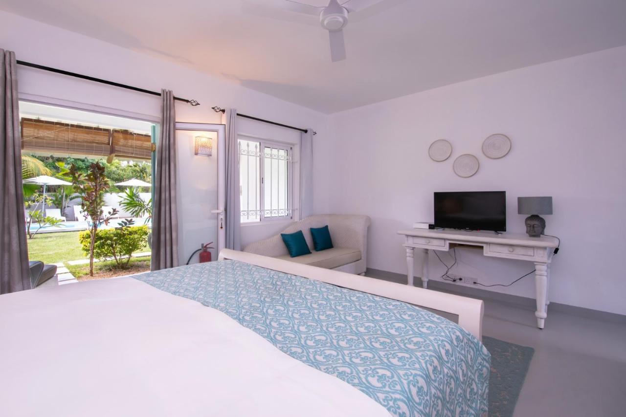 Le Mandala Moris Guesthouse Pointe Aux Canonniers Grand Baie Exterior photo